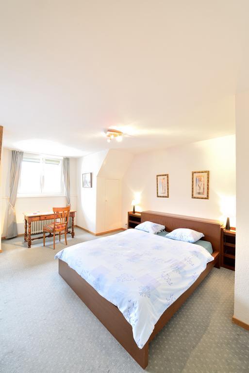 Hotel-Restaurant De La Tour Room photo
